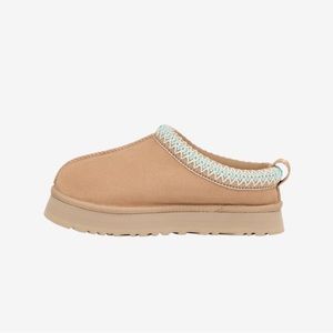UGG Tazz Platform Slipper Big Kids Size 4-6  Sand 1143776K
